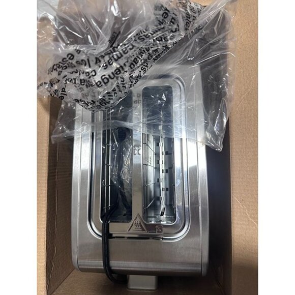 Cuisinart SimpliTouch XL Color Touchscreen 2-Slice Toaster - Picture 6 of 6